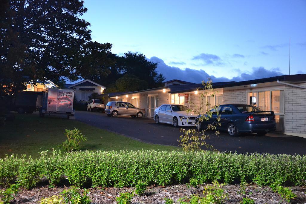 Broadway Lodge Motel Stratford Esterno foto