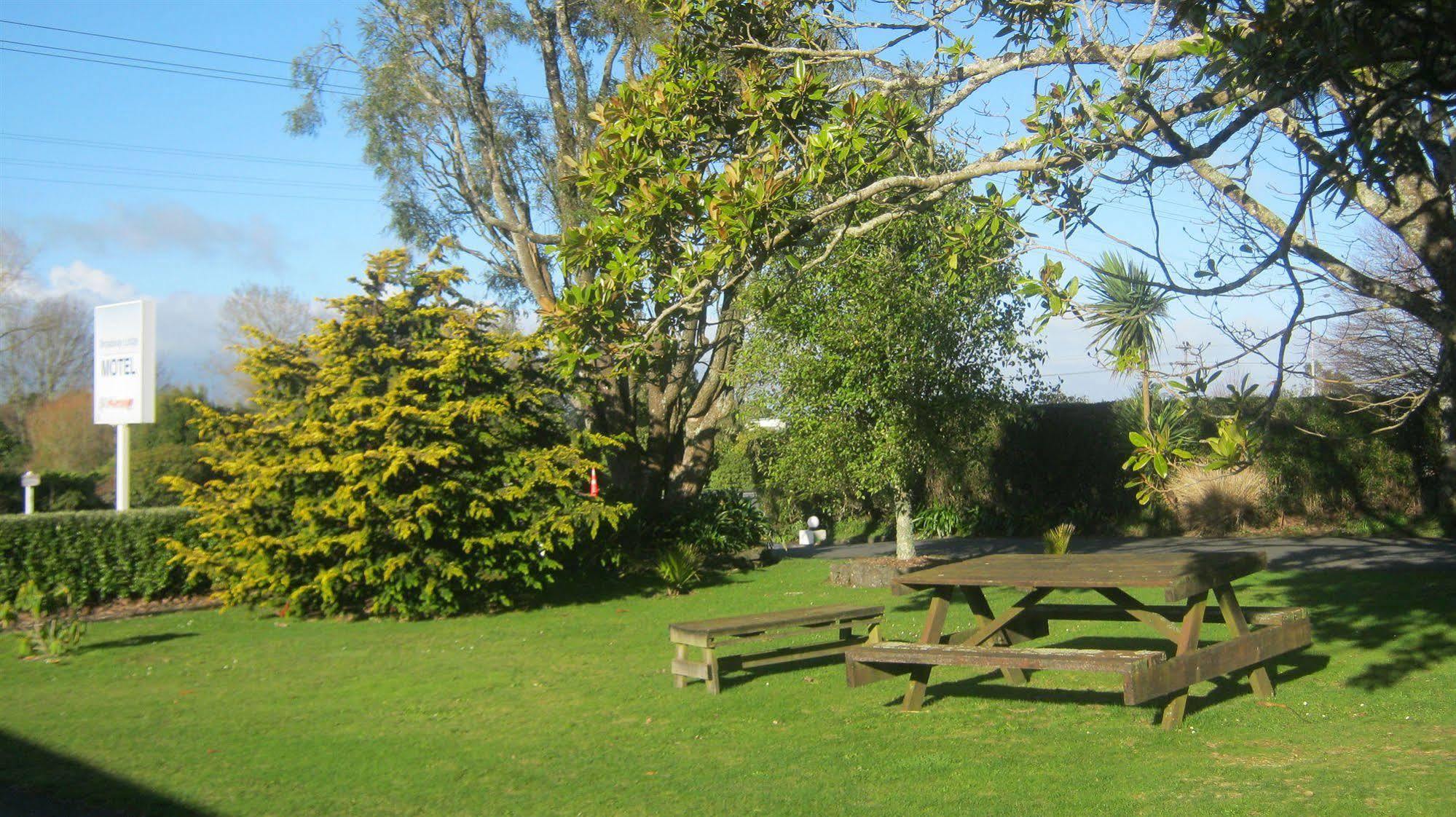 Broadway Lodge Motel Stratford Esterno foto