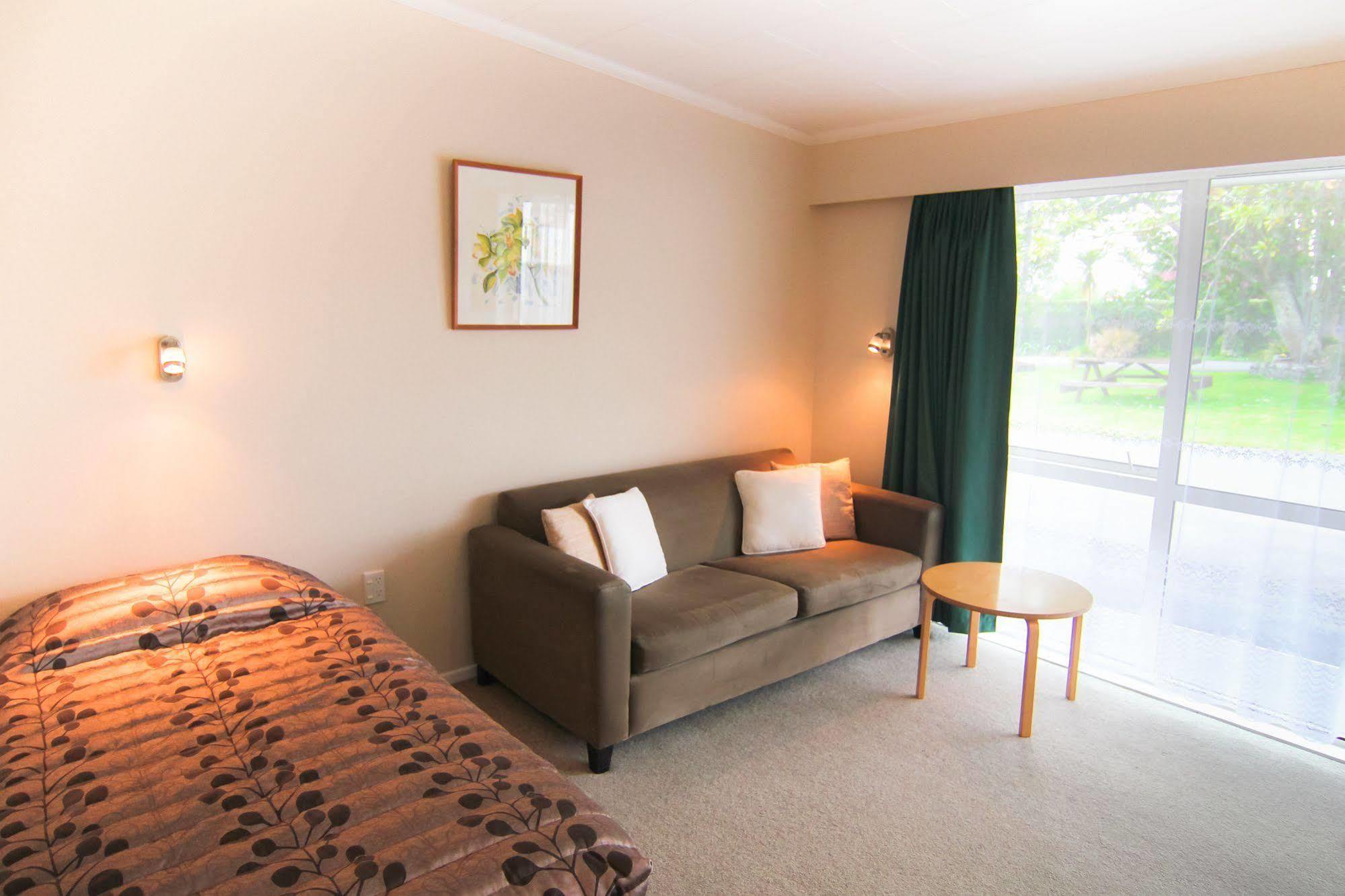 Broadway Lodge Motel Stratford Esterno foto