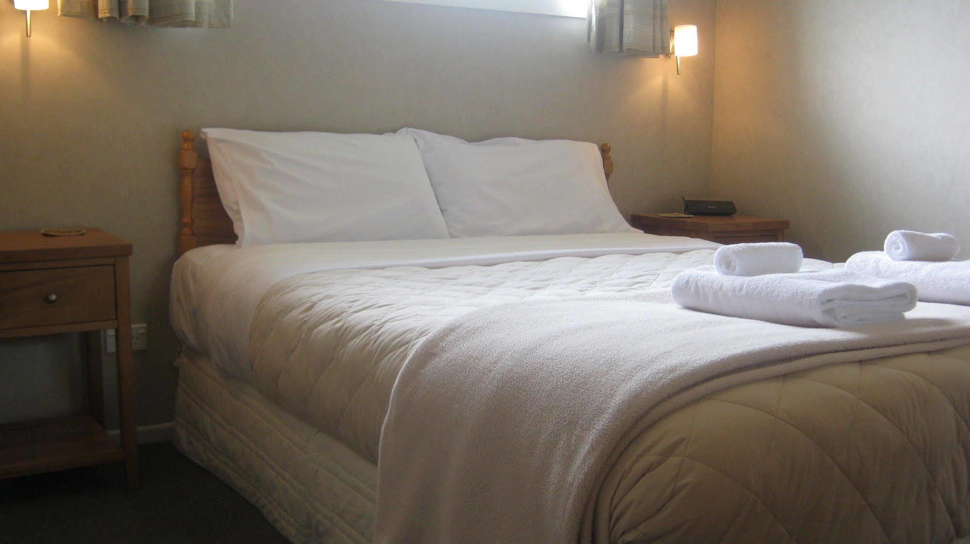 Broadway Lodge Motel Stratford Esterno foto